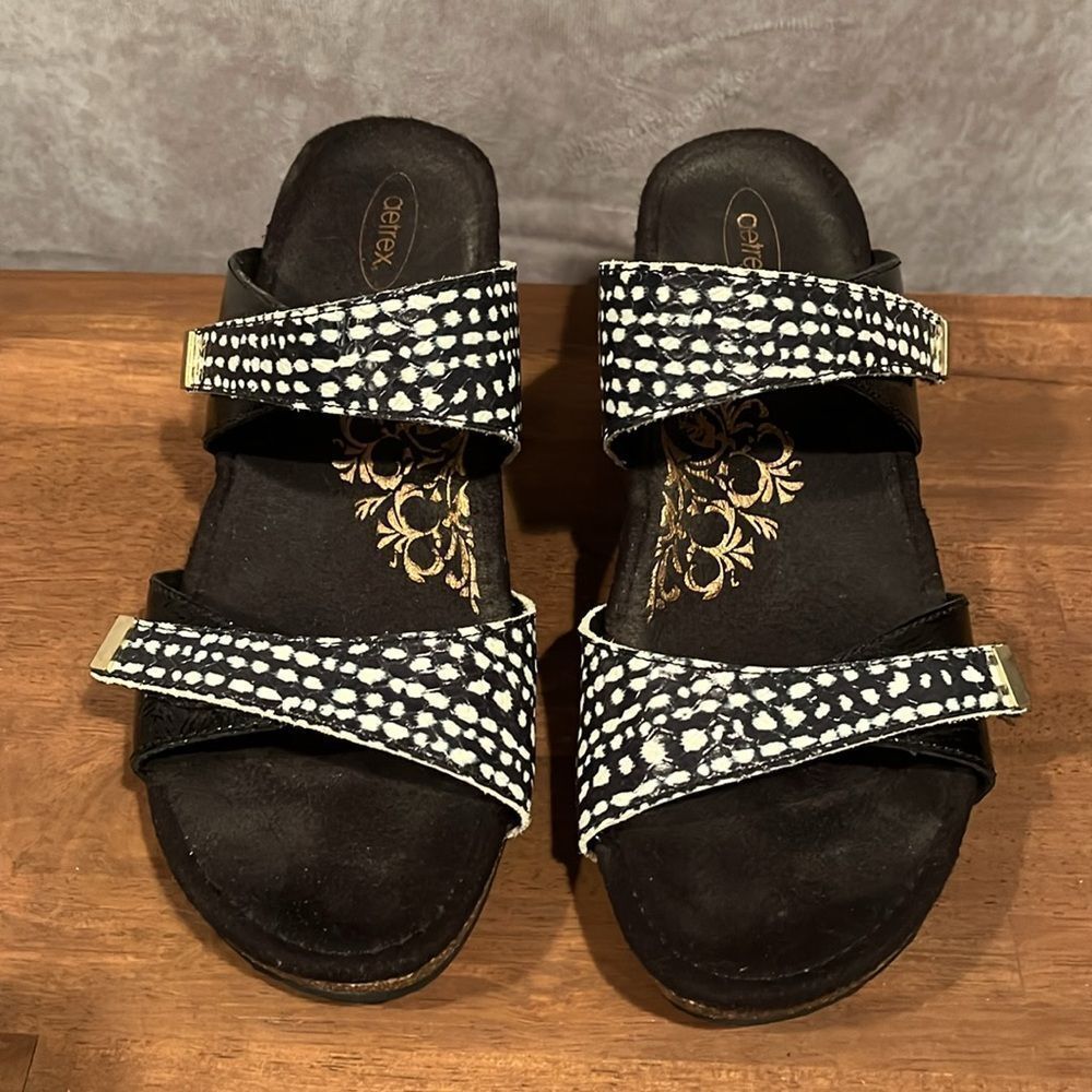 Aetrex black white spotted leather two strap wedge sandal size 39 / 8.5 - Picture 3 of 10